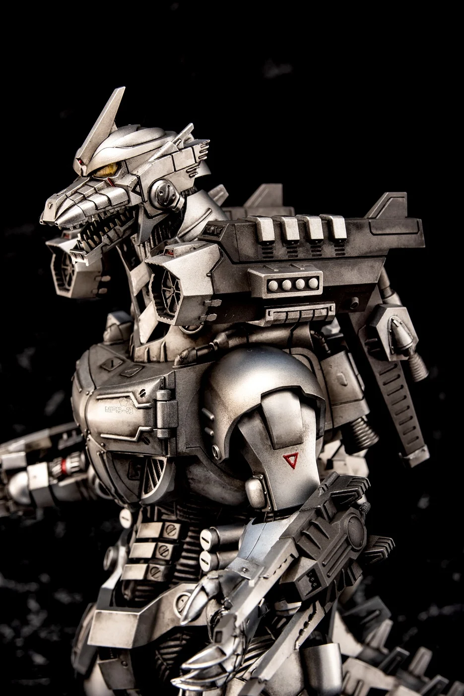GODZILLA SOS MECHAGODZILLA KIRYU HEAVY ARMOR MODEL KIT - Image 3
